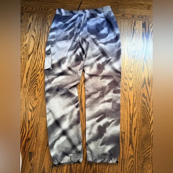 Bleeker and Mercer Men's Cargo Pants in Gray spring 2023 - Picture 3 of 3